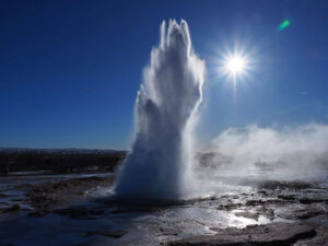 北歐極光旅遊，冰島蓋錫爾間歇噴泉