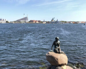 北歐旅遊，小美人魚雕像