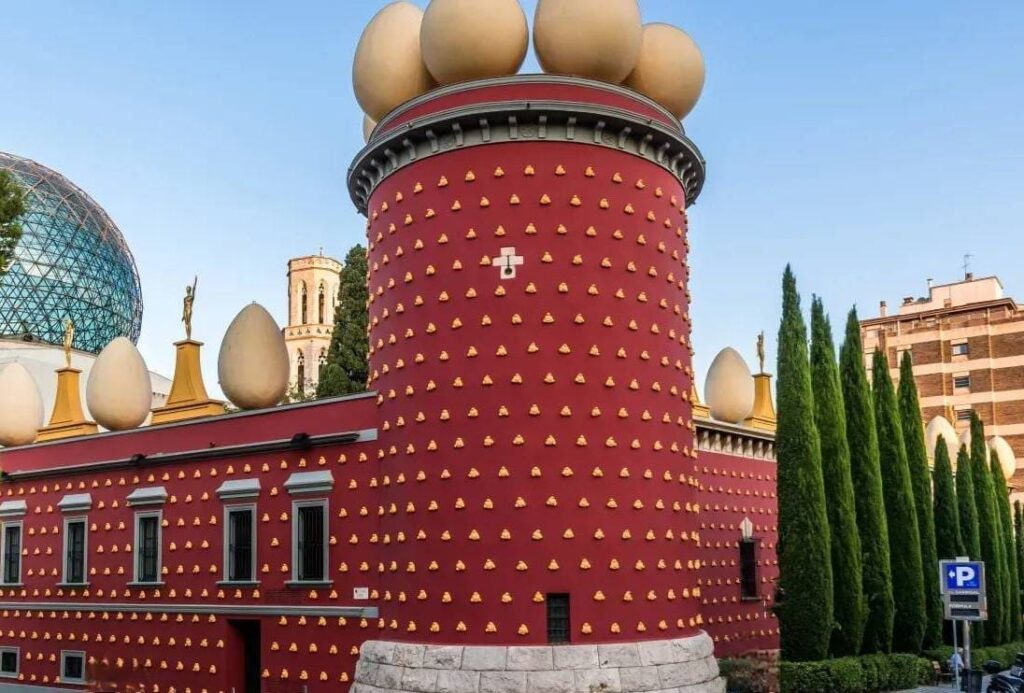 西班牙-Teatre-Museu Dalí