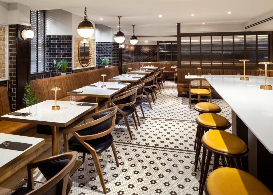 Courtyard by Marriott Edinburgh飯店餐廳酒吧2