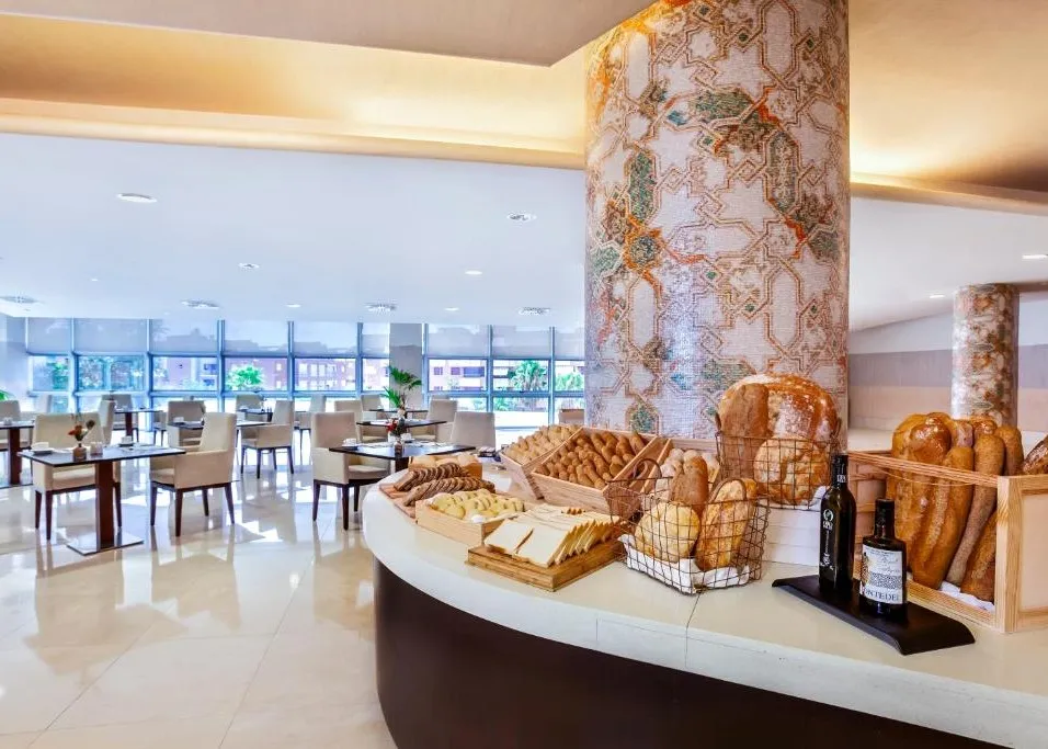 西班牙 Barceló Granada Congress_4