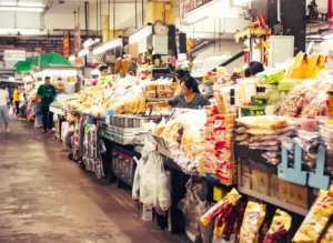 泰國旅遊，瓦洛洛市集掏寶