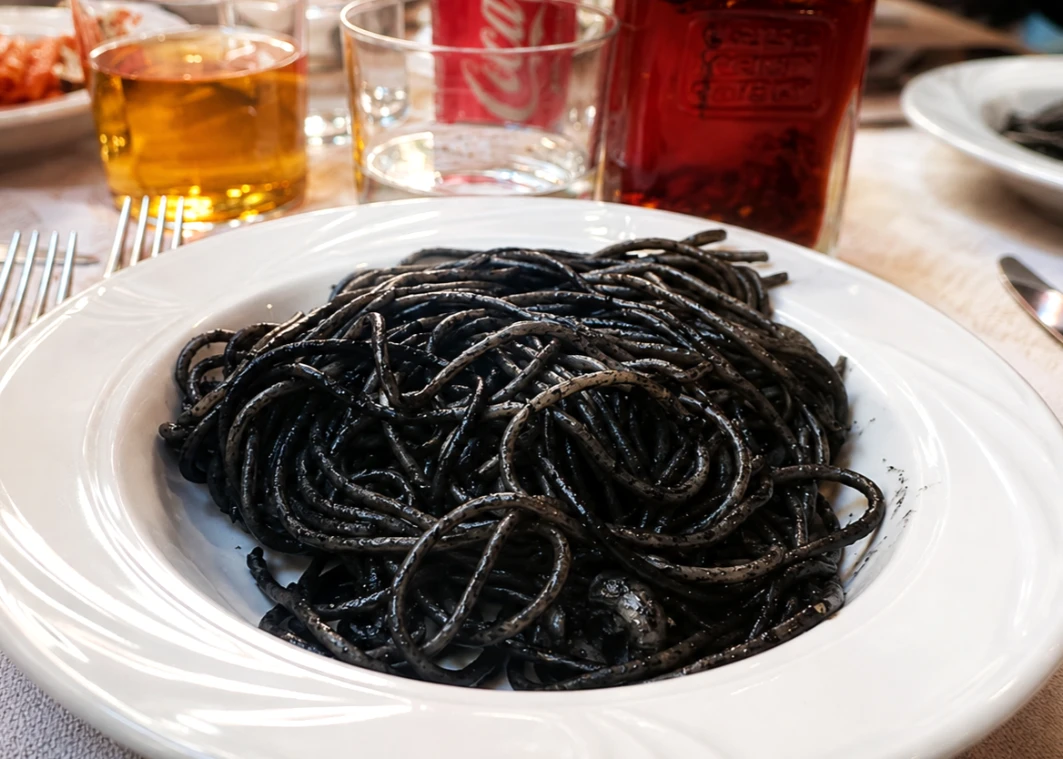 義大利 墨魚麵
